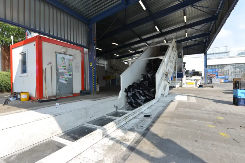 Řetězové dopravníky – realizace Bluetech, foto 22
