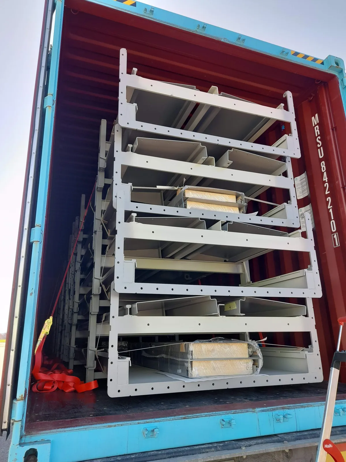 Production to your design – Bluetech installation, photo 4